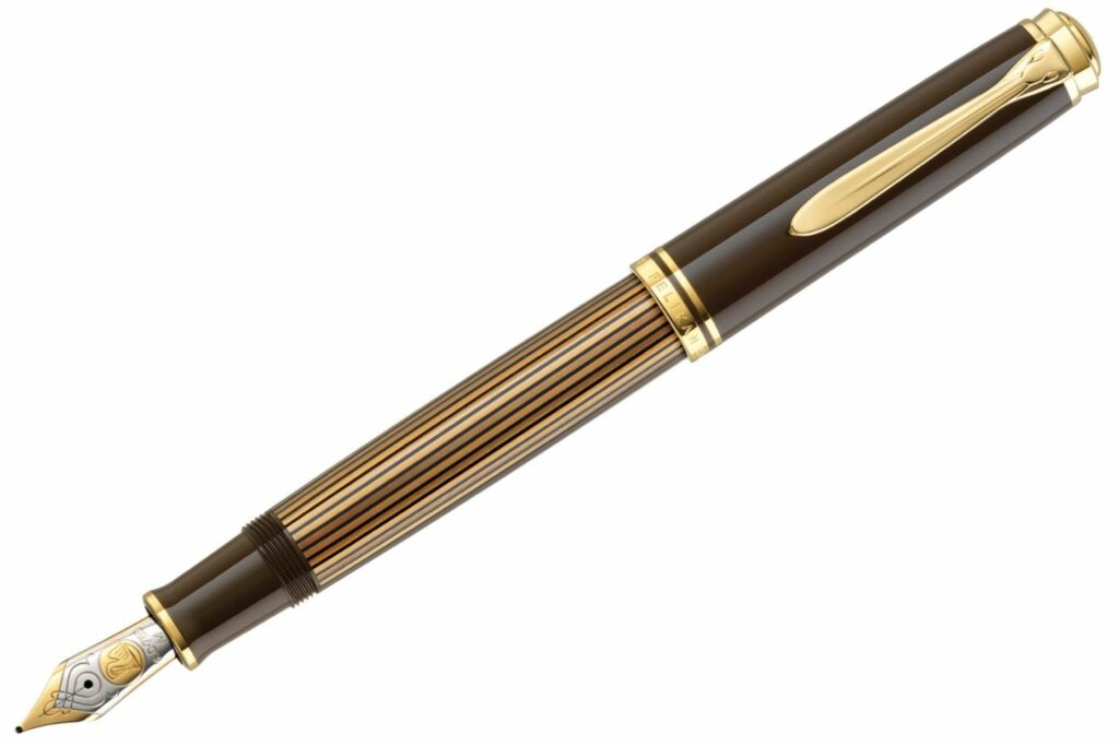 Elegantno nalivpero M800