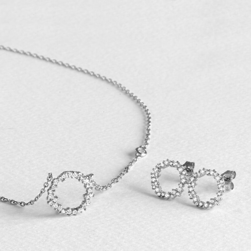 Elegantan set