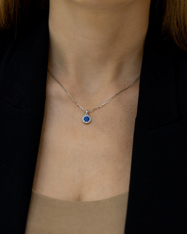 Elegantni privezak Xkv7096